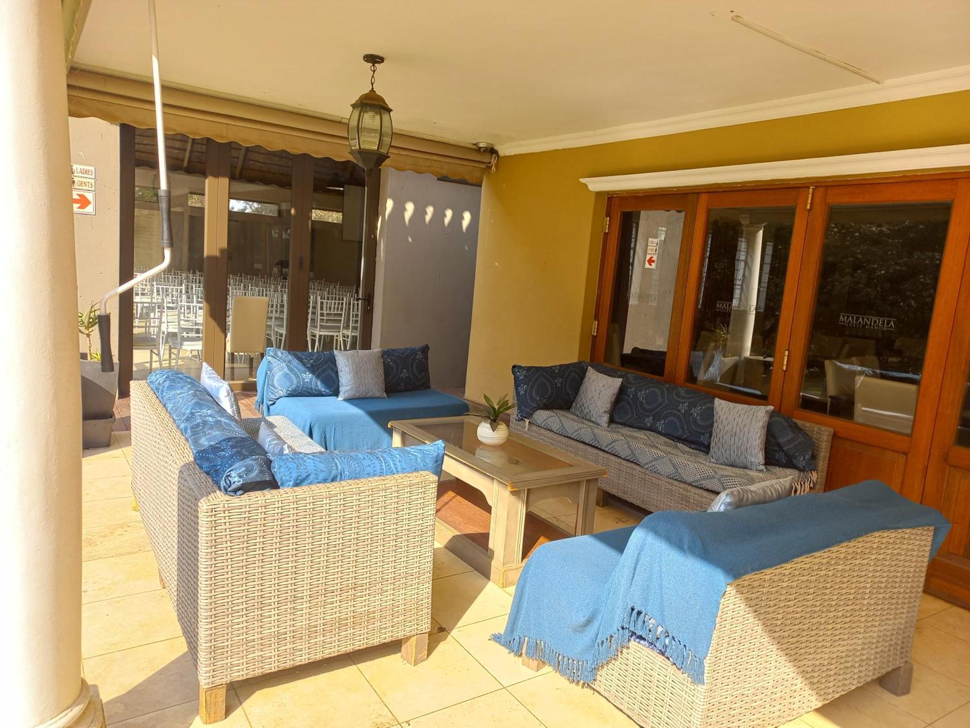 Or Tambo Guest House Kempton Park Bagian luar foto