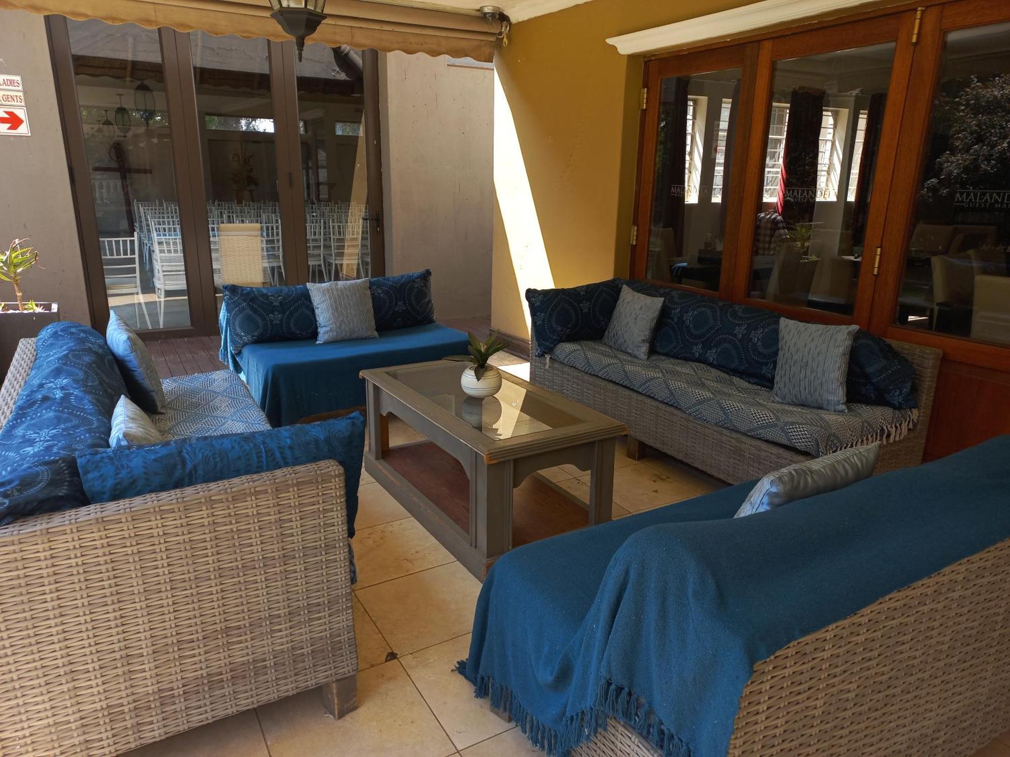 Or Tambo Guest House Kempton Park Bagian luar foto